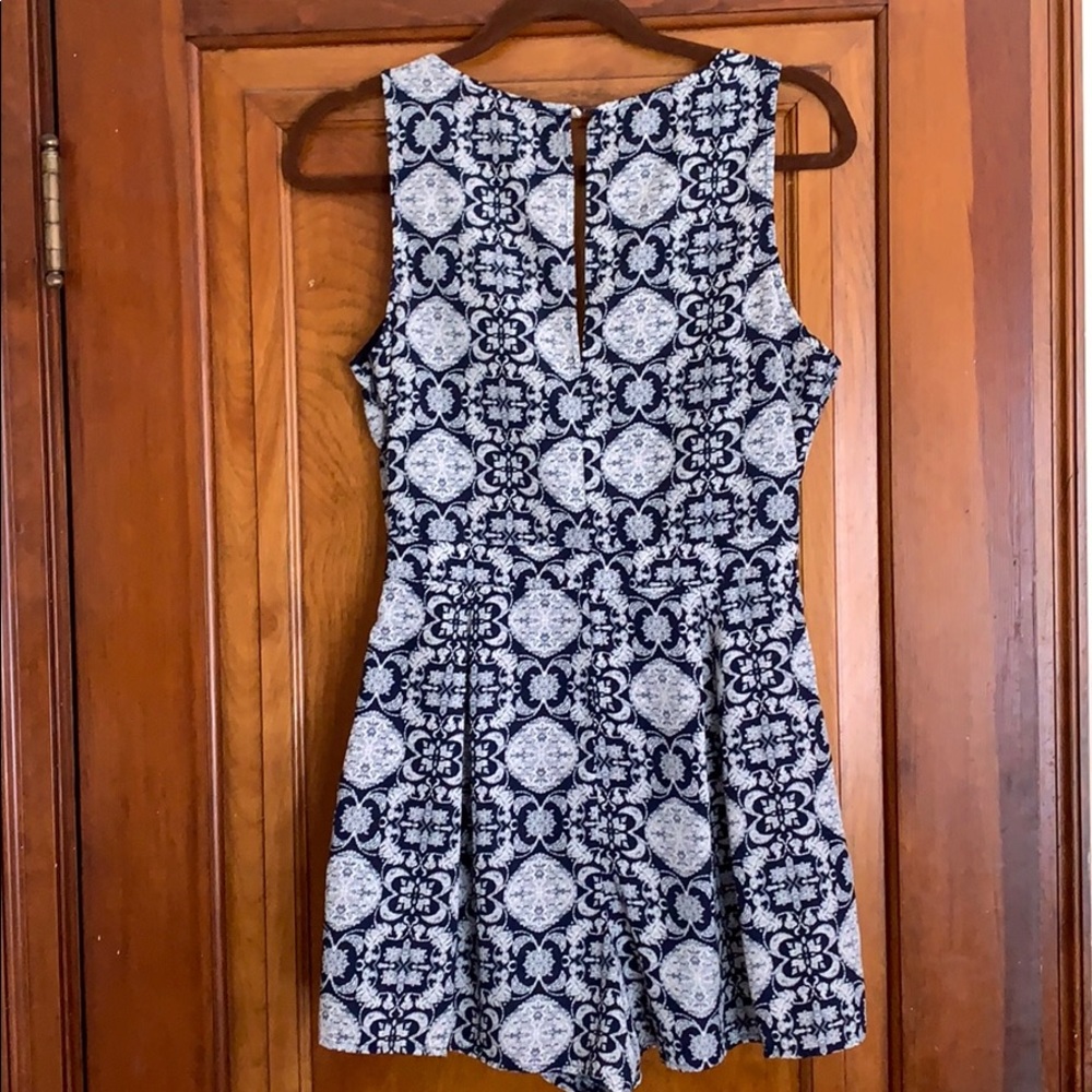 Romper - Picture 2 of 2